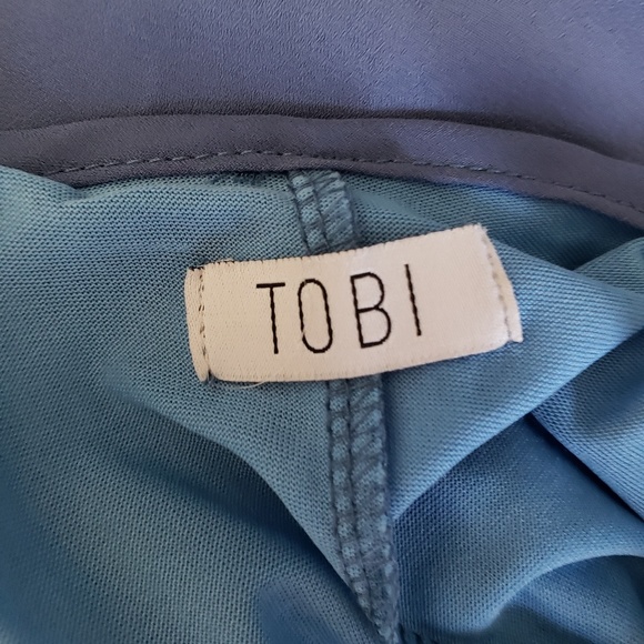 TOBI | Mini Shift Style Cross Back OTS Dress - Picture 3 of 4